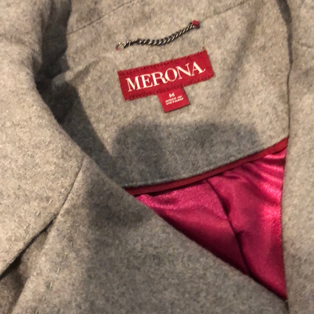 Super cute fall winter jacket - Picture 2 of 3